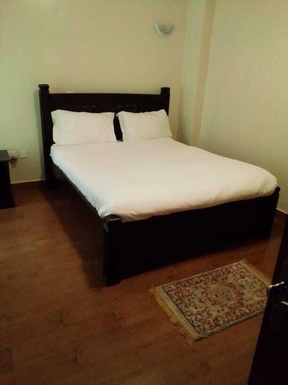 Apartment | 4 bedrooms, free WiFi