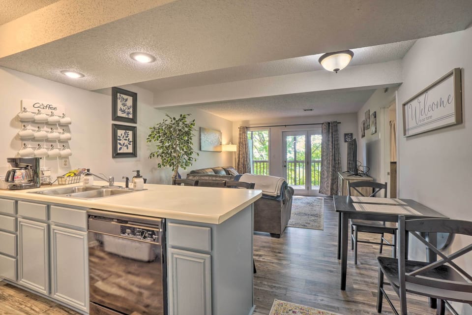 Kitchen | Blender | Drip Coffee Maker