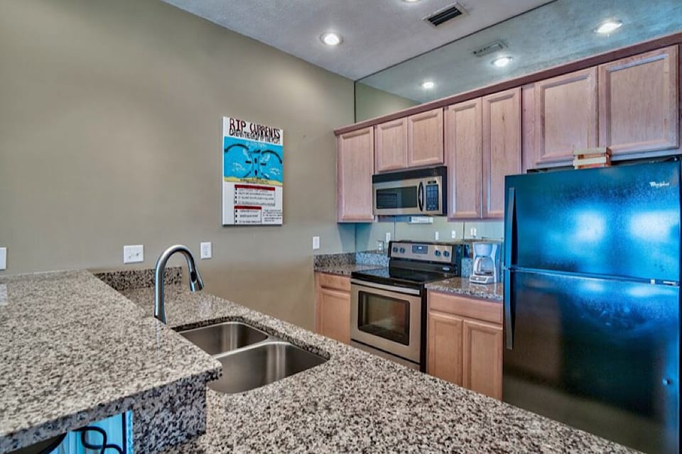 Fully equipped kitchen
