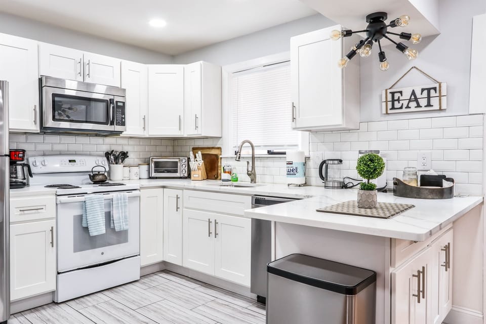 Fully Stocked Kitchen