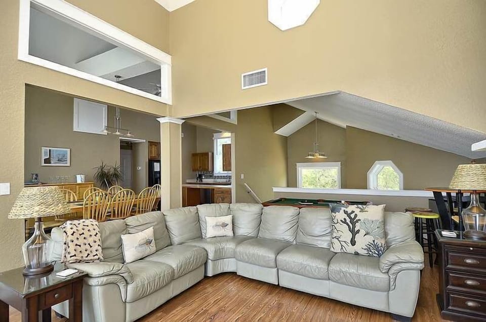 Living Dining Kitchen