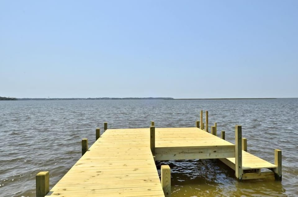 End of Dock