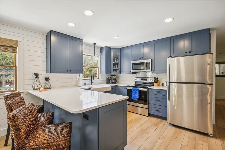 Bar - Kitchen