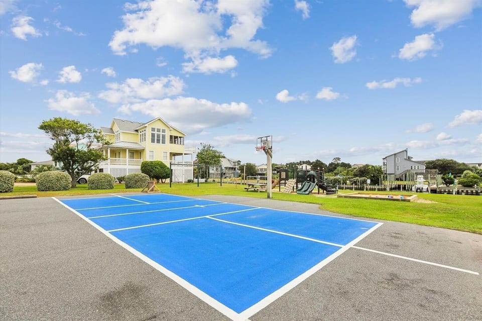 Sport court