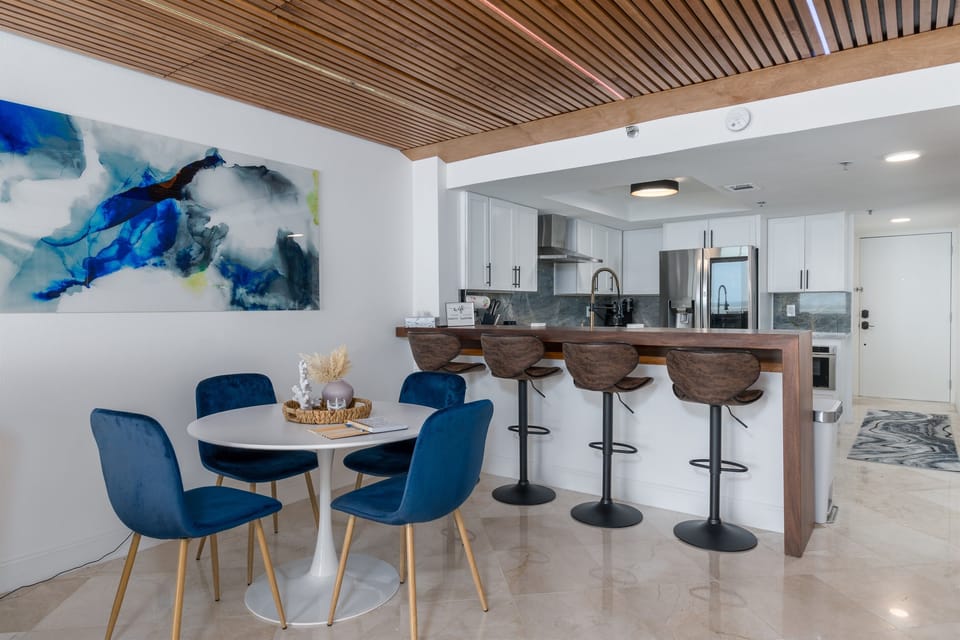 Dining area/Kitchen