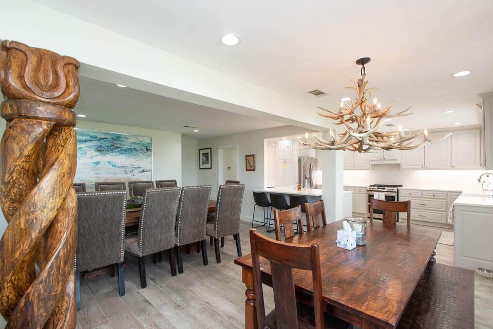 Plenty of room to host a large meal for your family.