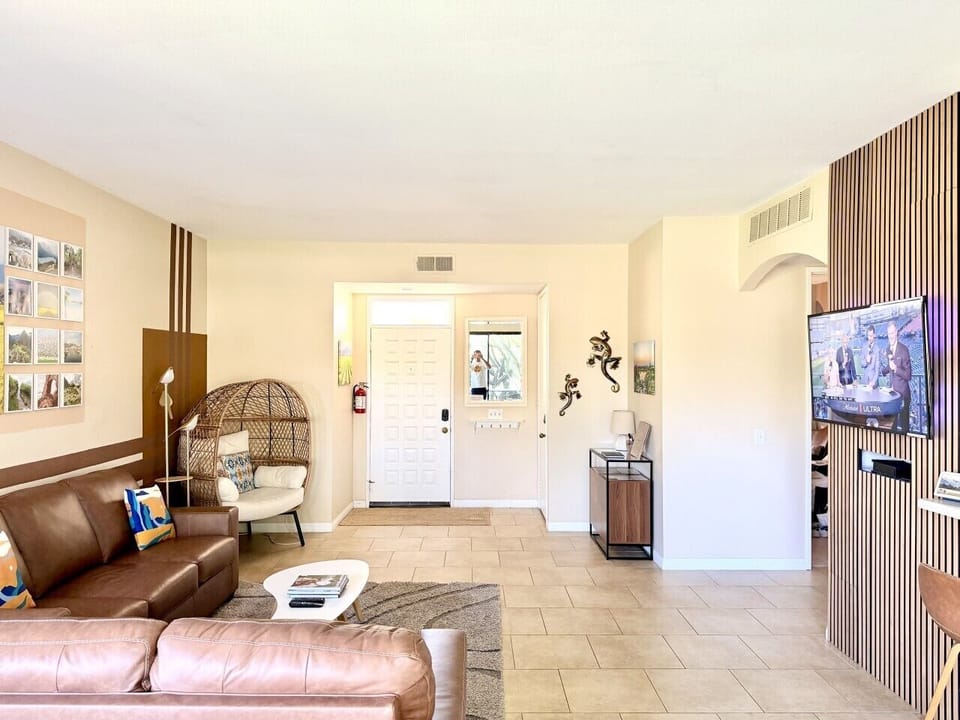 Open floor plan.