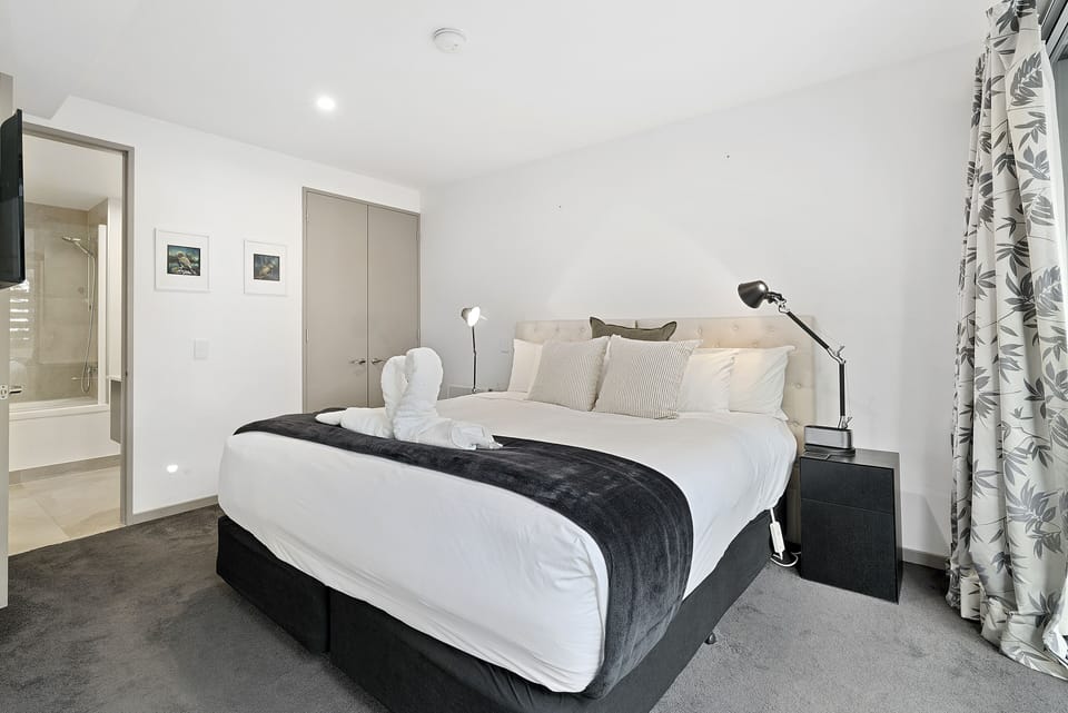 Apartment | 2 bedrooms, iron/ironing board, free WiFi