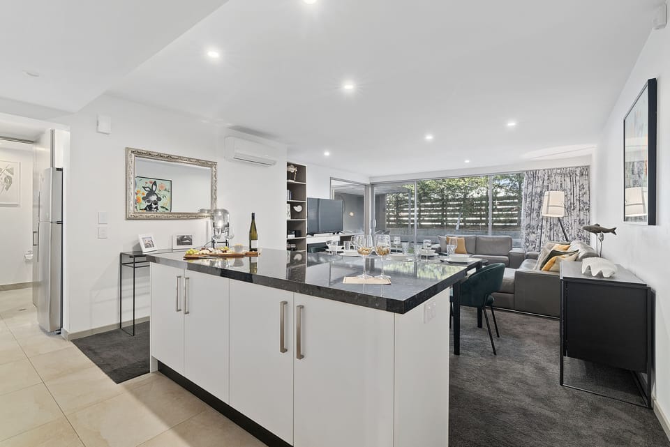Apartment | Private kitchen | Full-size fridge, microwave, oven, stovetop