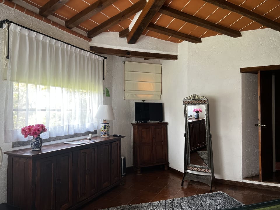 Traditional Double Room, Mountain View (8) | Free WiFi, bed sheets