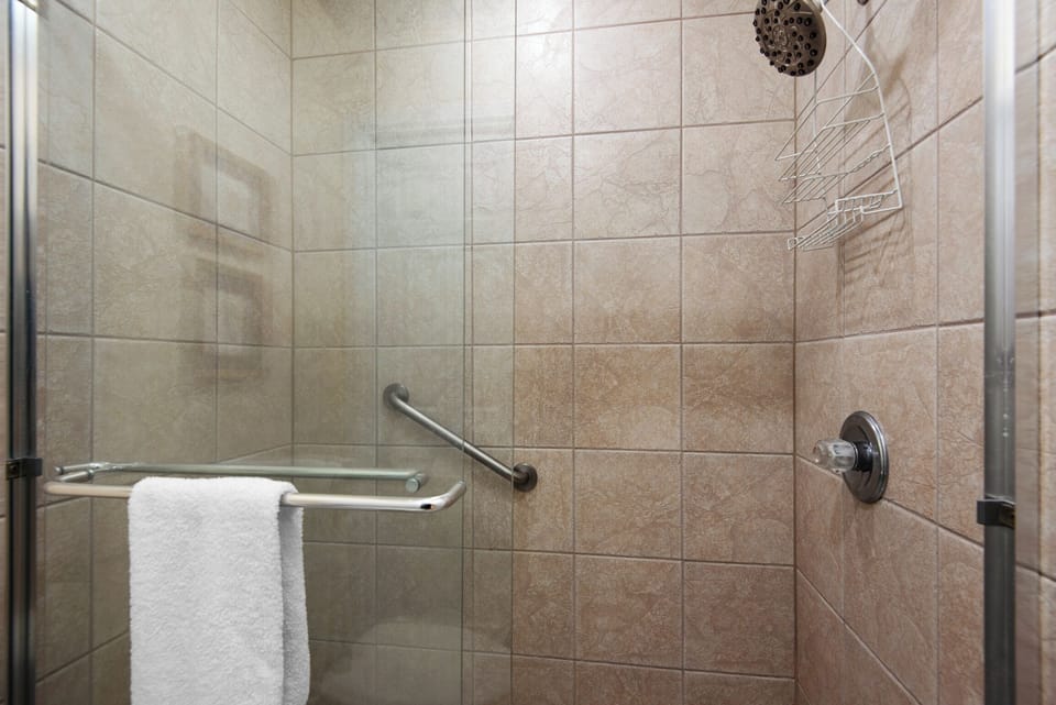 Master with walk-in shower
