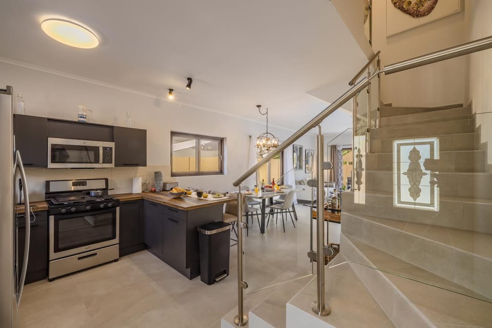 An open floor plan for a wide and bright space.