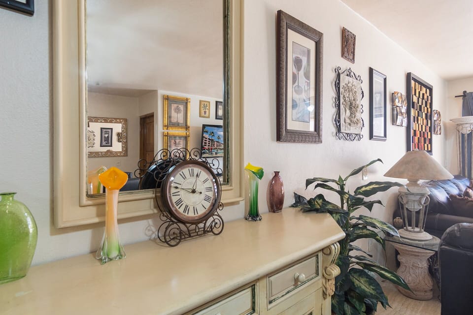 detail of living room