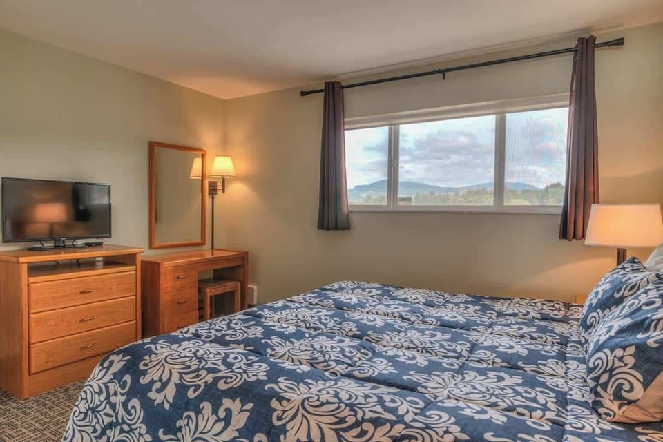View of the bedroom