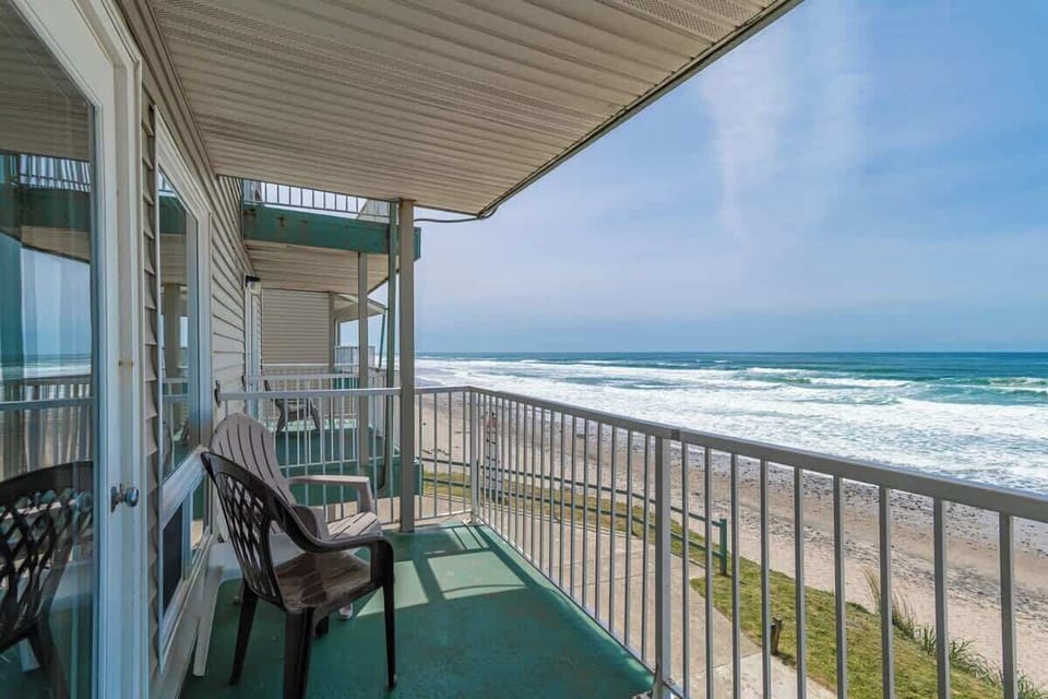 This isn't just near the beach. We're right in front of the beach!