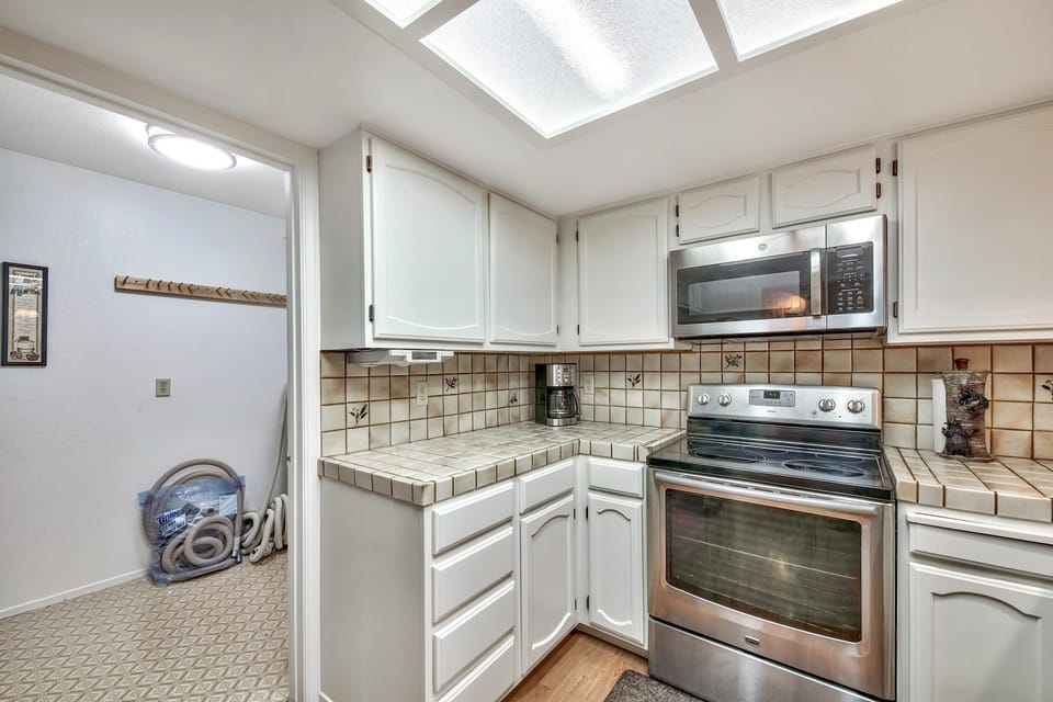 Fully equipped kitchen