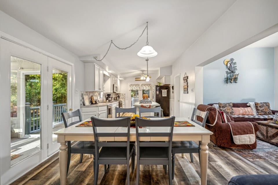 Dine in style!