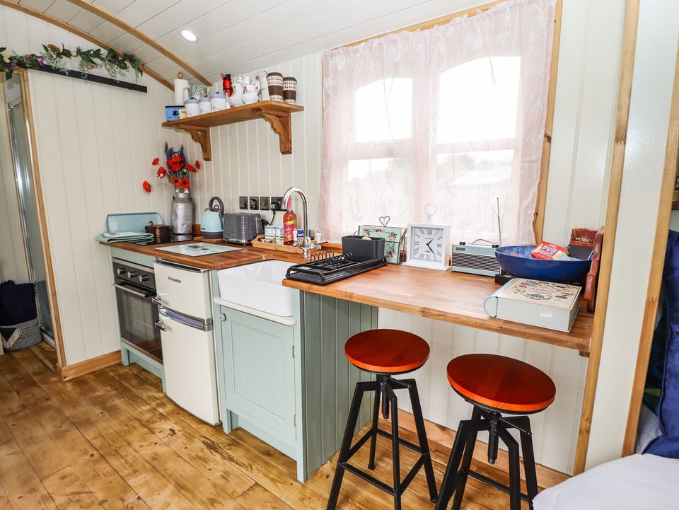 Cottage | Interior