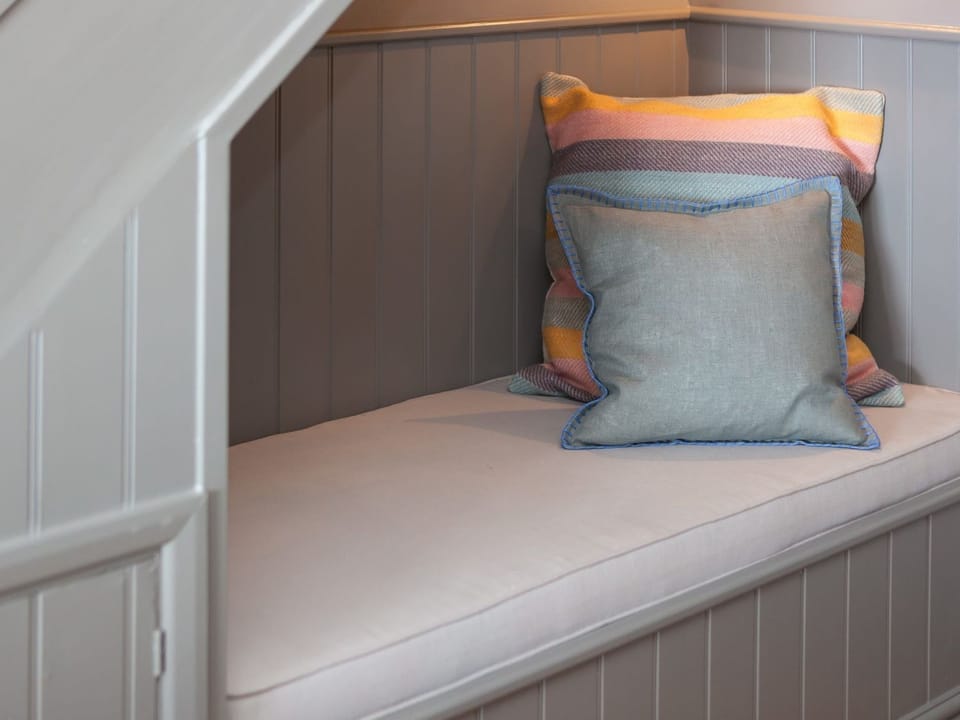 Cottage | 4 bedrooms, individually decorated, individually furnished, free WiFi