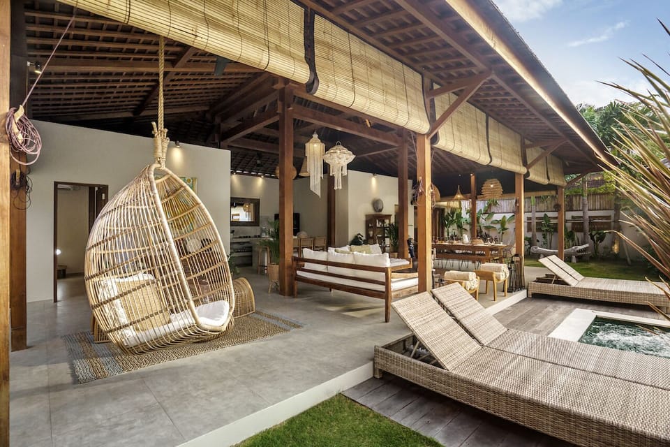 Outside lounging area