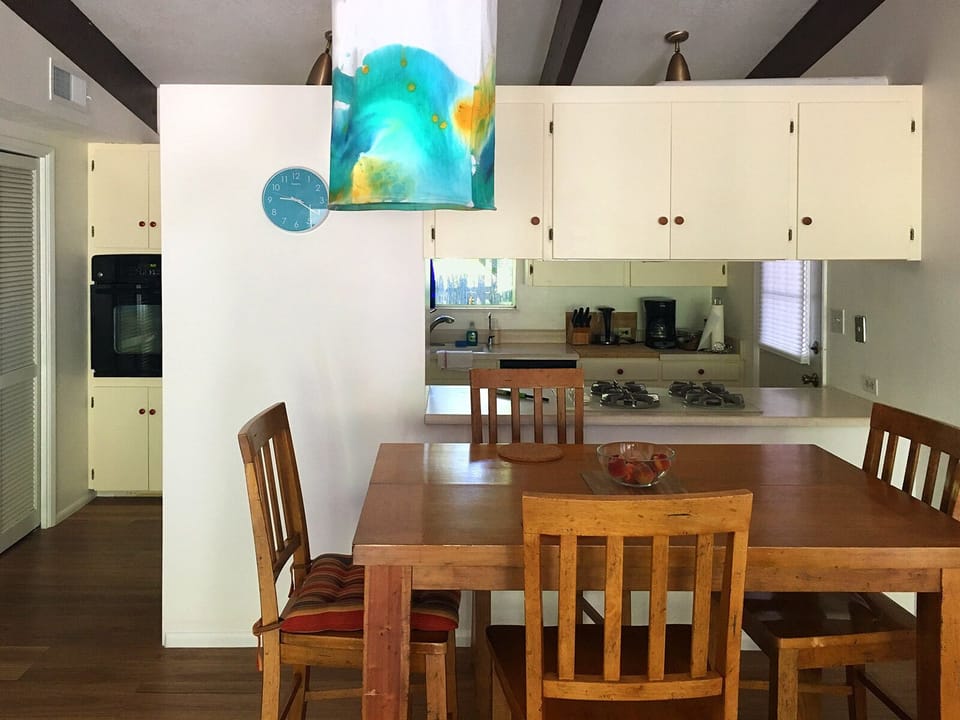 Dining room table