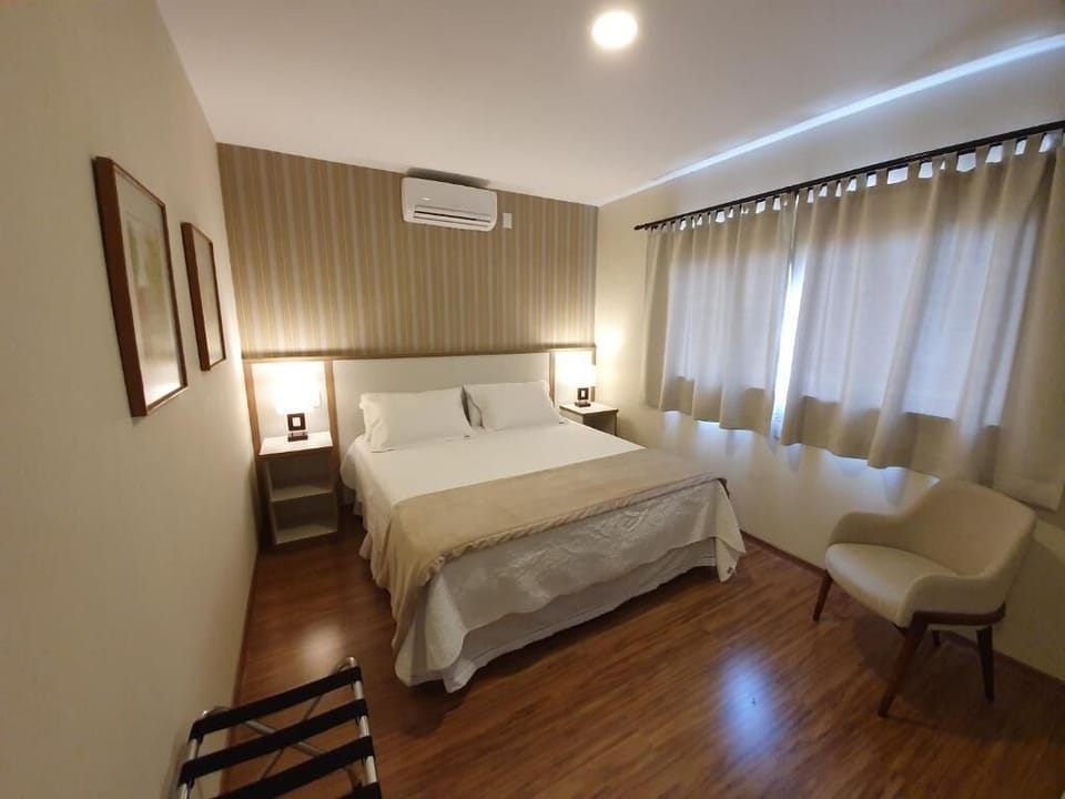 Family Suite | In-room safe, travel crib, free WiFi