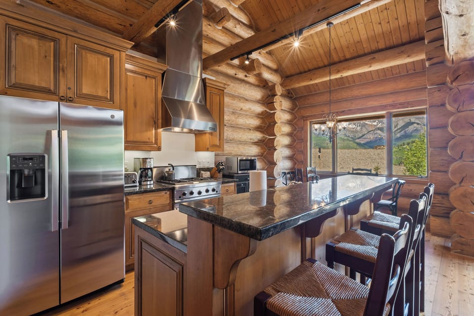 3.0-tristant-108-telluride-kitchen