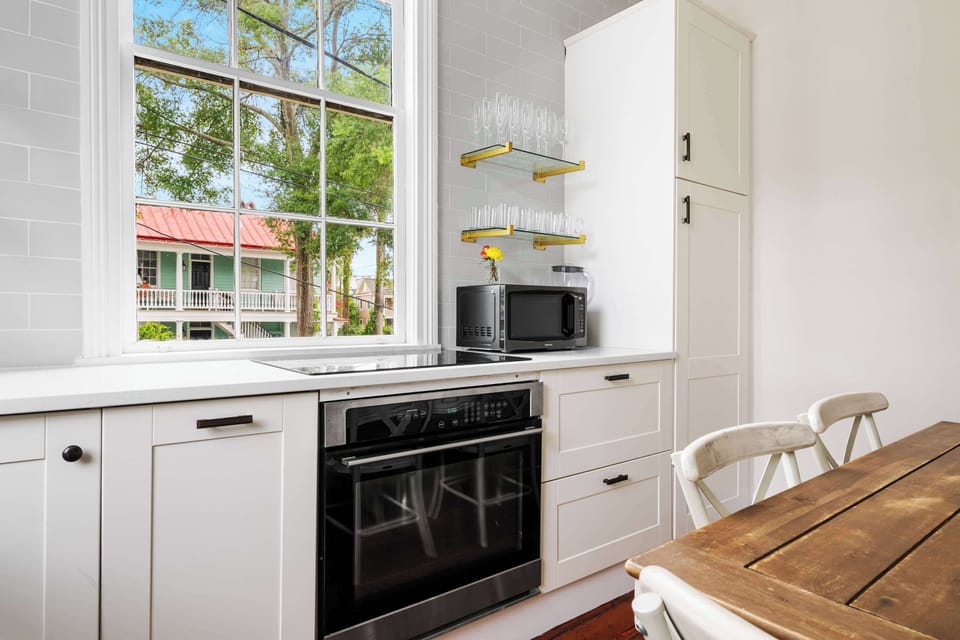 Fully equipped kitchen with everything you need to cook a meal