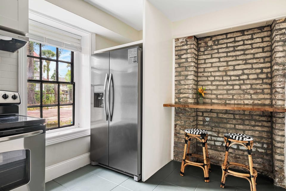 Bar seating in the kitchen 