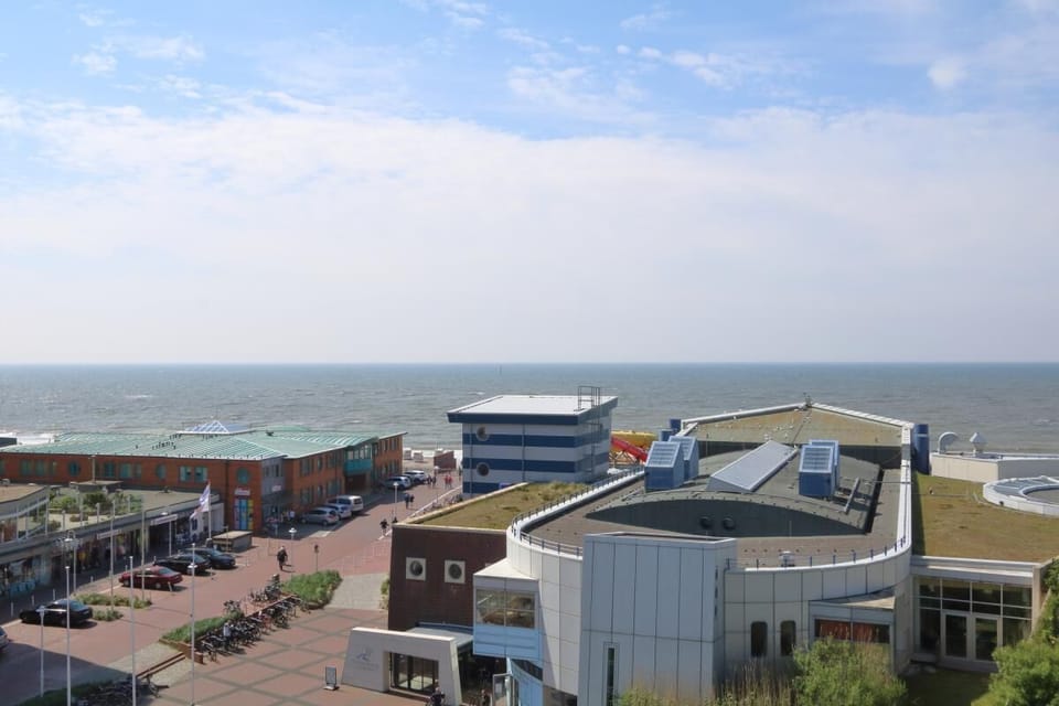 Beach/ocean view