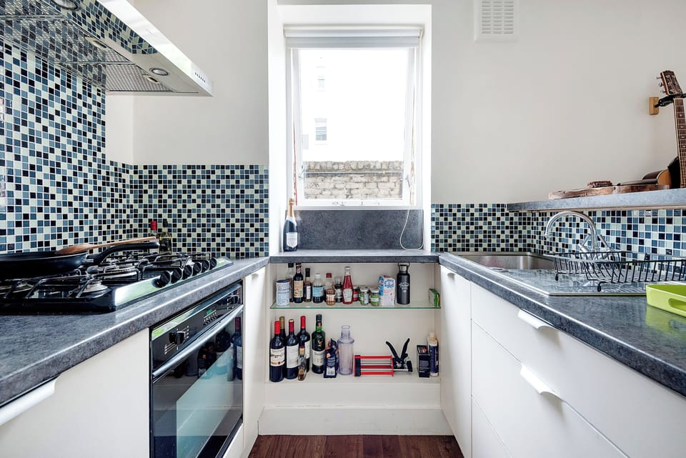 Apartment (1 Bedroom) | Private kitchen | Fridge, coffee/tea maker, electric kettle, toaster