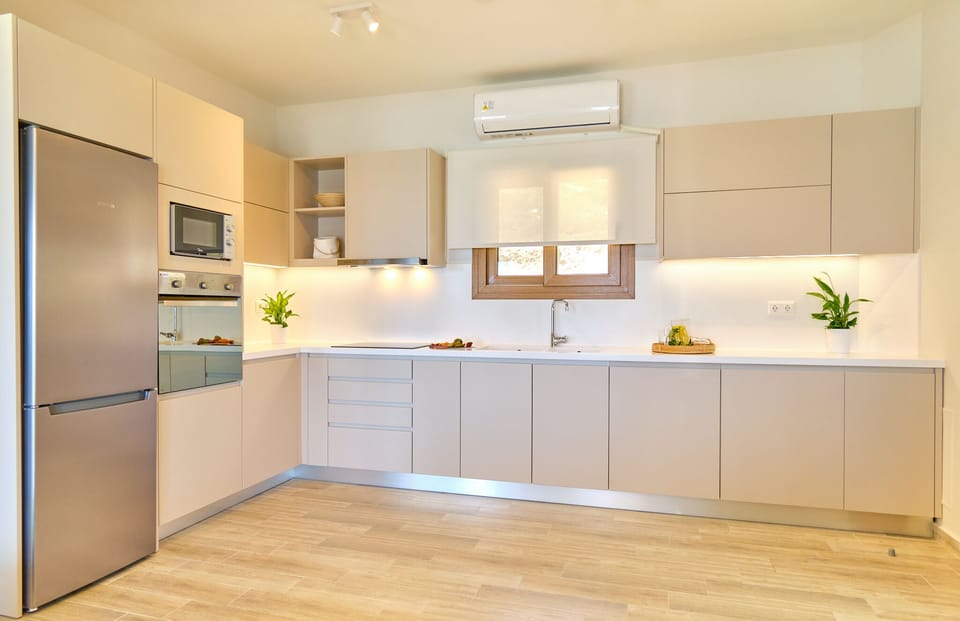 Armikes Beachfront Suite 3 Afionas Corfu Kitchen