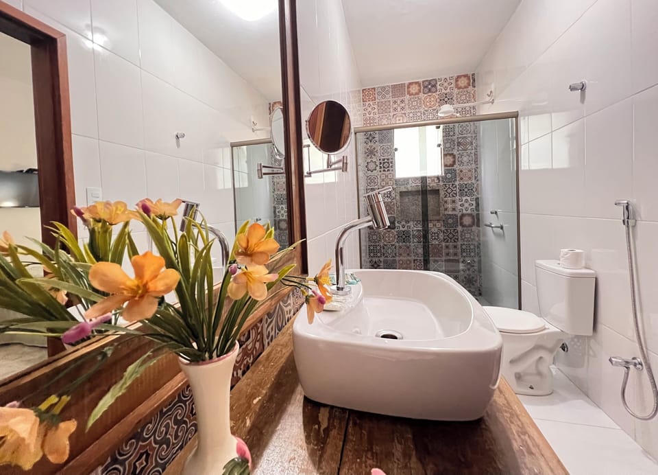 Standard Room | Bathroom | Shower, towels, soap, shampoo