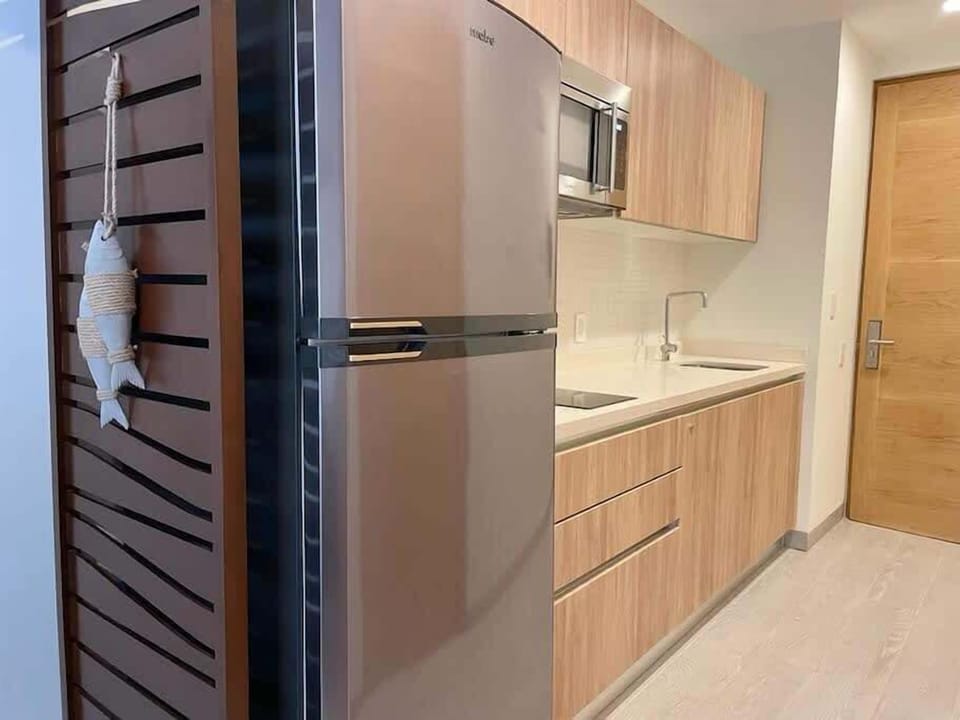 Equipped kitchenette