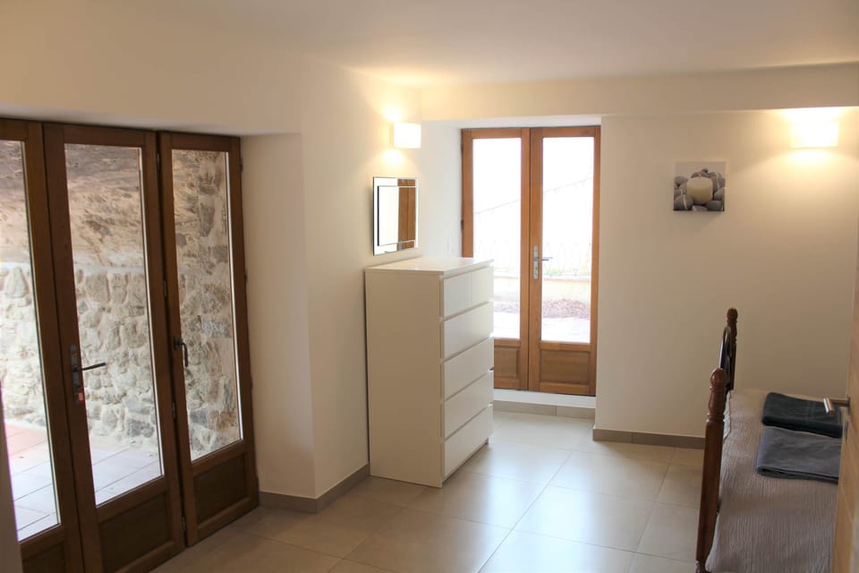 Le Canigou - Bedroom 1 (2)