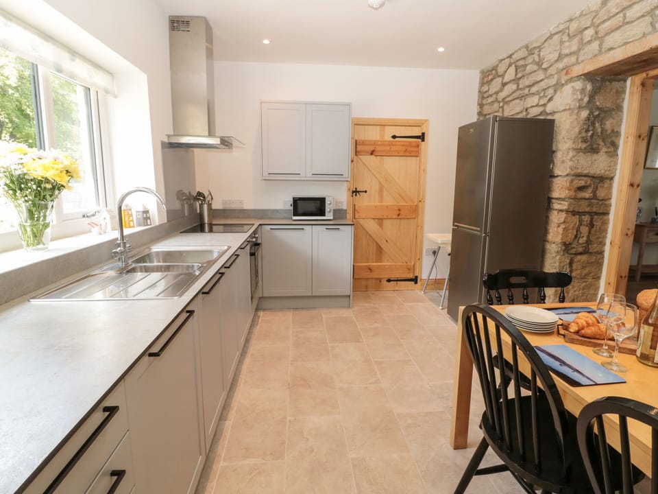 Cottage | Interior