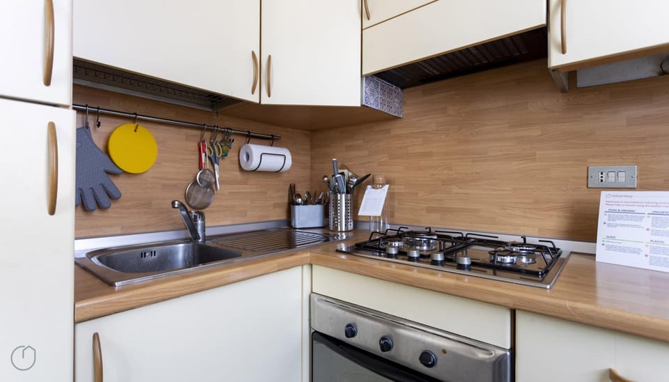 House | 1 bedroom, iron/ironing board, WiFi