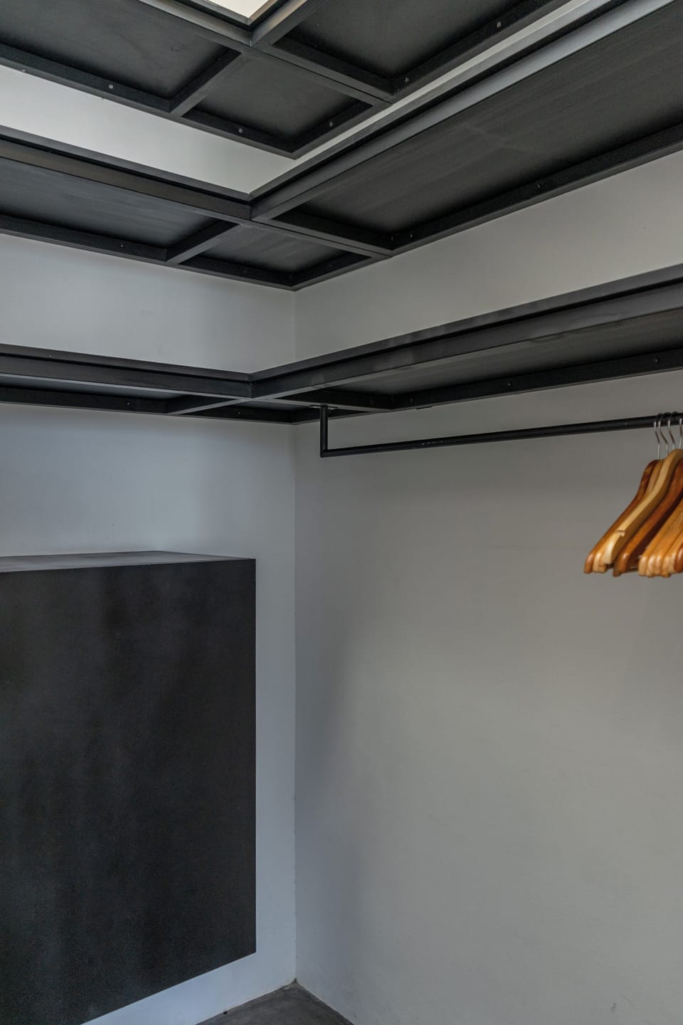 Deluxe Single Room | Wardrobe
