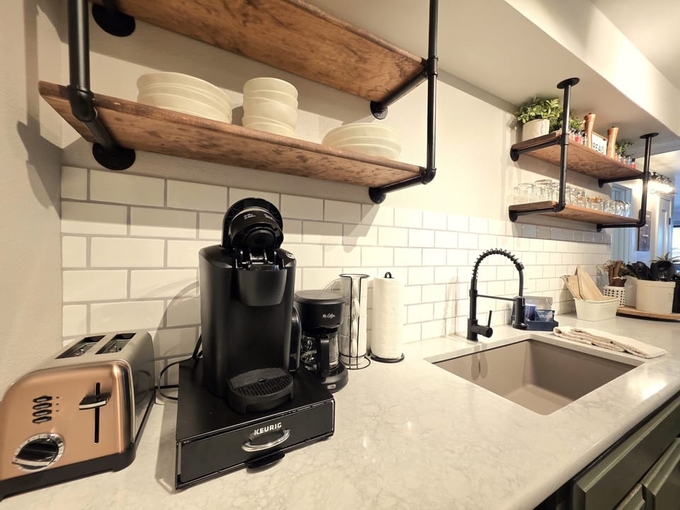 Keurig Coffee Maker and Drip Coffee Maker