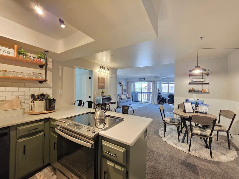 Main Level - Kitchen and Dinig Area