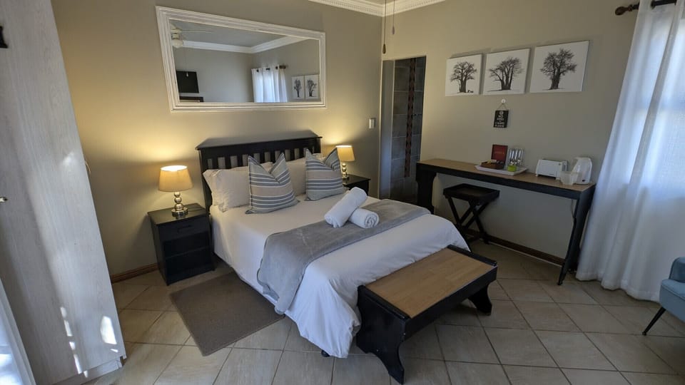 Deluxe Double Room | Premium bedding, minibar, in-room safe, soundproofing