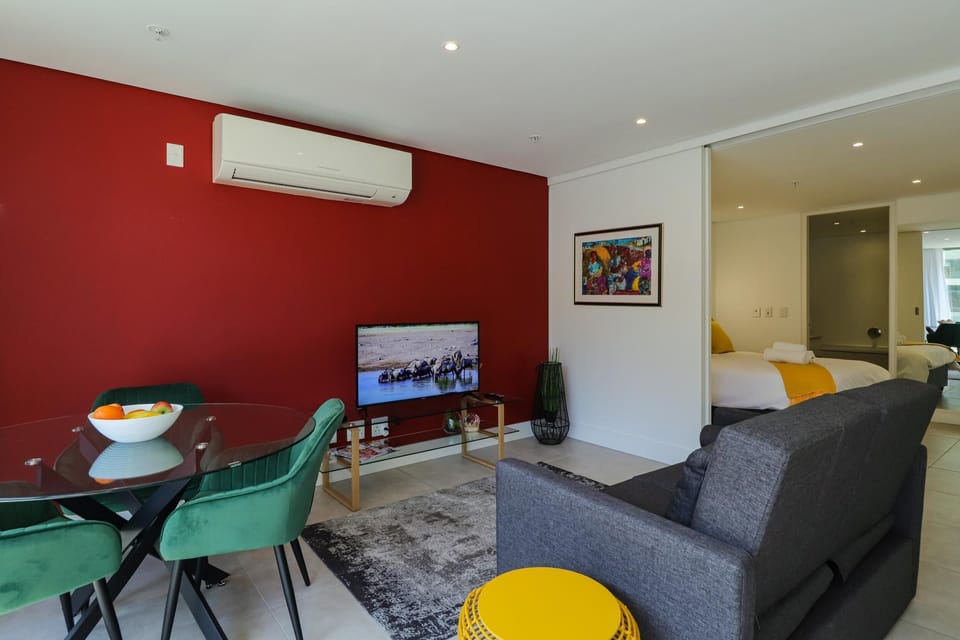 Apartment (1 Bedroom) | Living area | TV