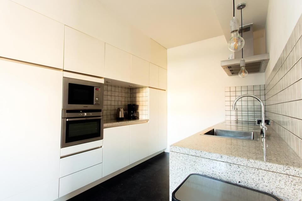 House | Private kitchen | Stovetop, coffee/tea maker
