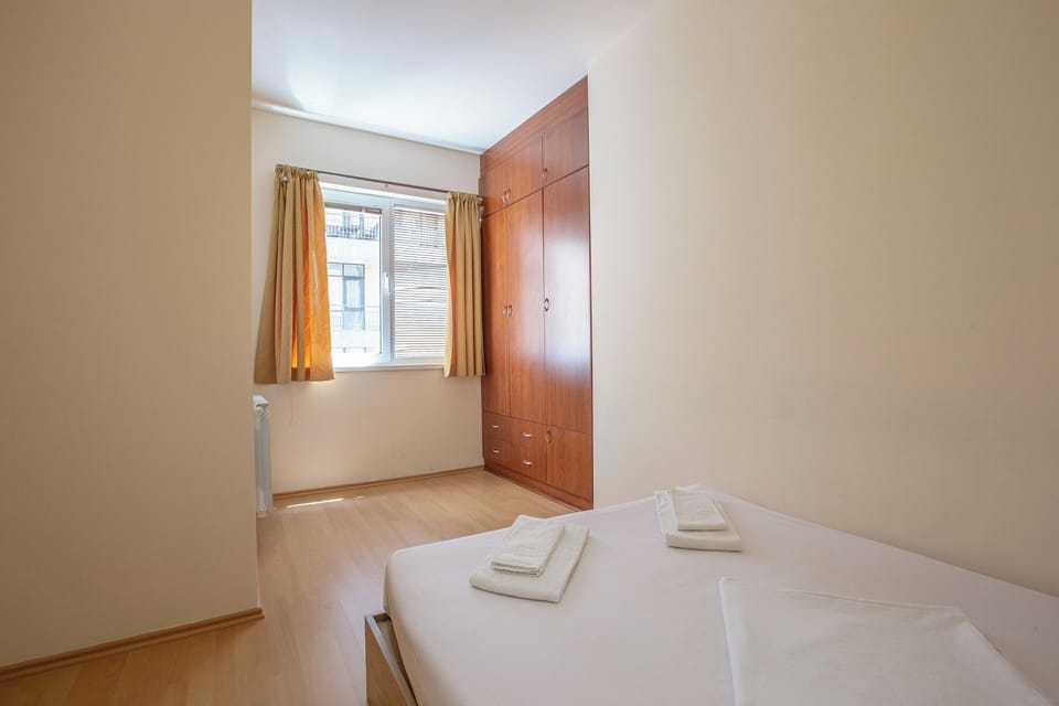 Family Apartment | 2 bedrooms, desk, soundproofing, iron/ironing board