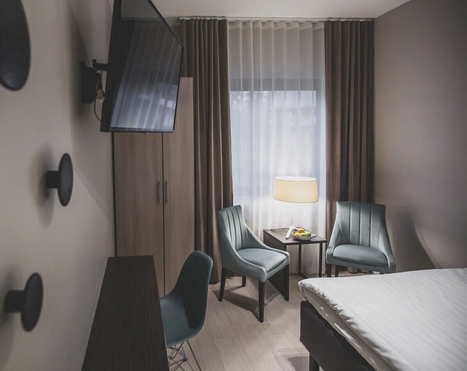 Small Double Room | In-room safe, free WiFi, bed sheets