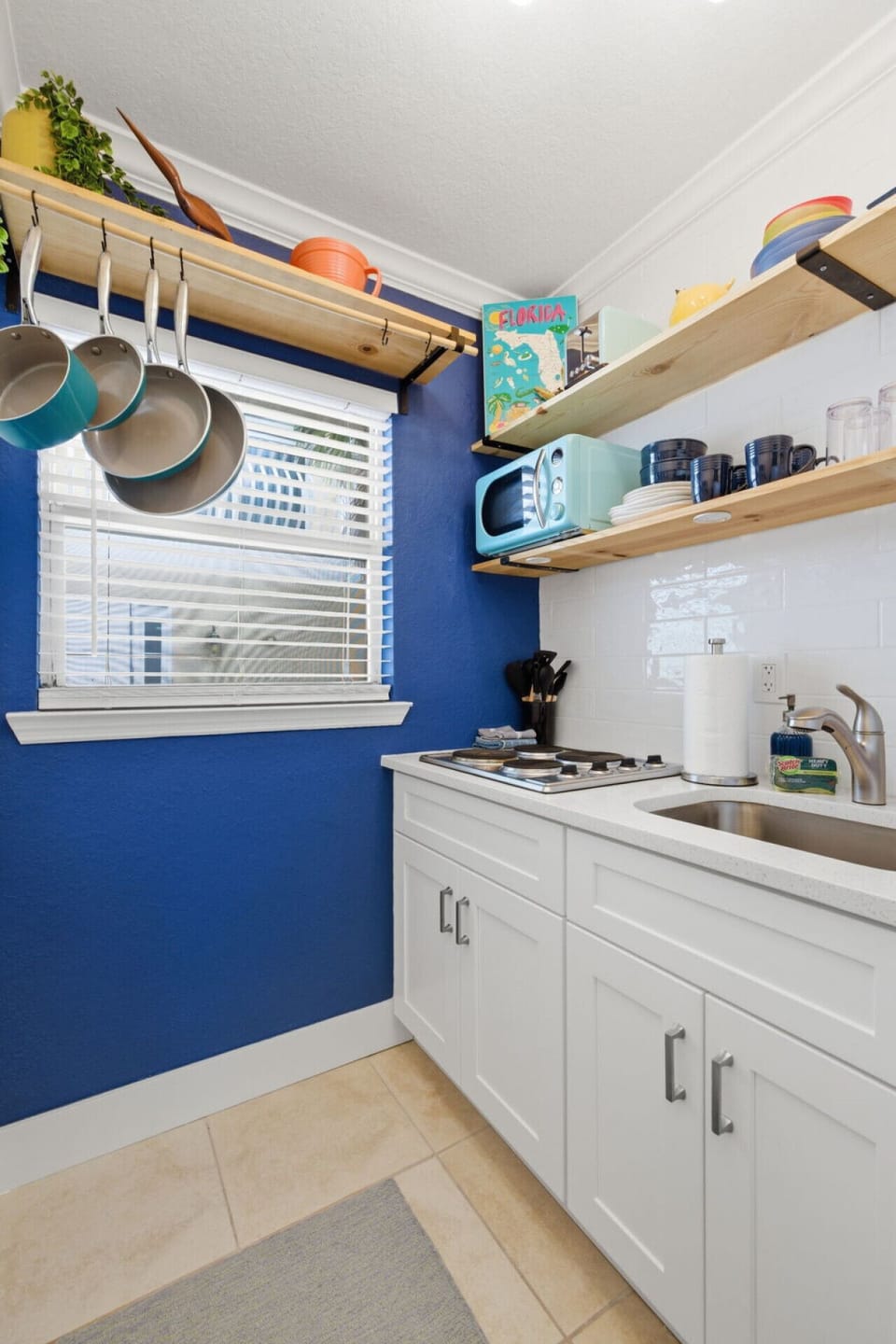 Beachy Kitchenette for Easy Meals