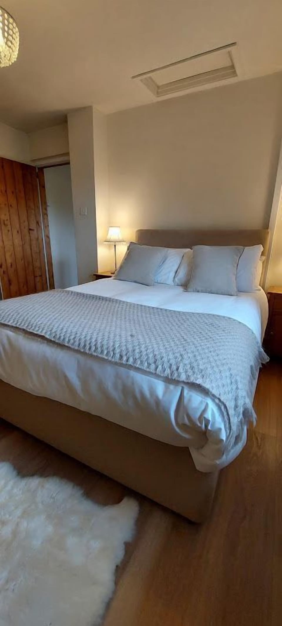 Duck Pond double bedroom
