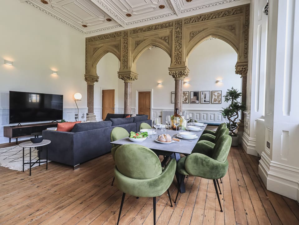 Cottage | Dining