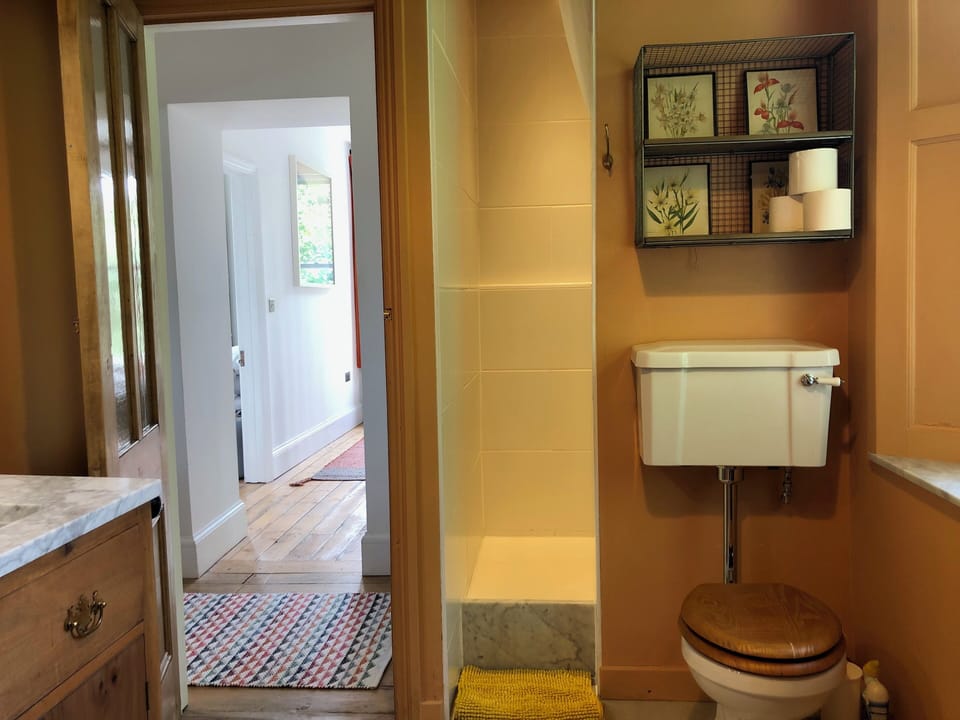 Wottonsbury Cottage in Bovey Tracey