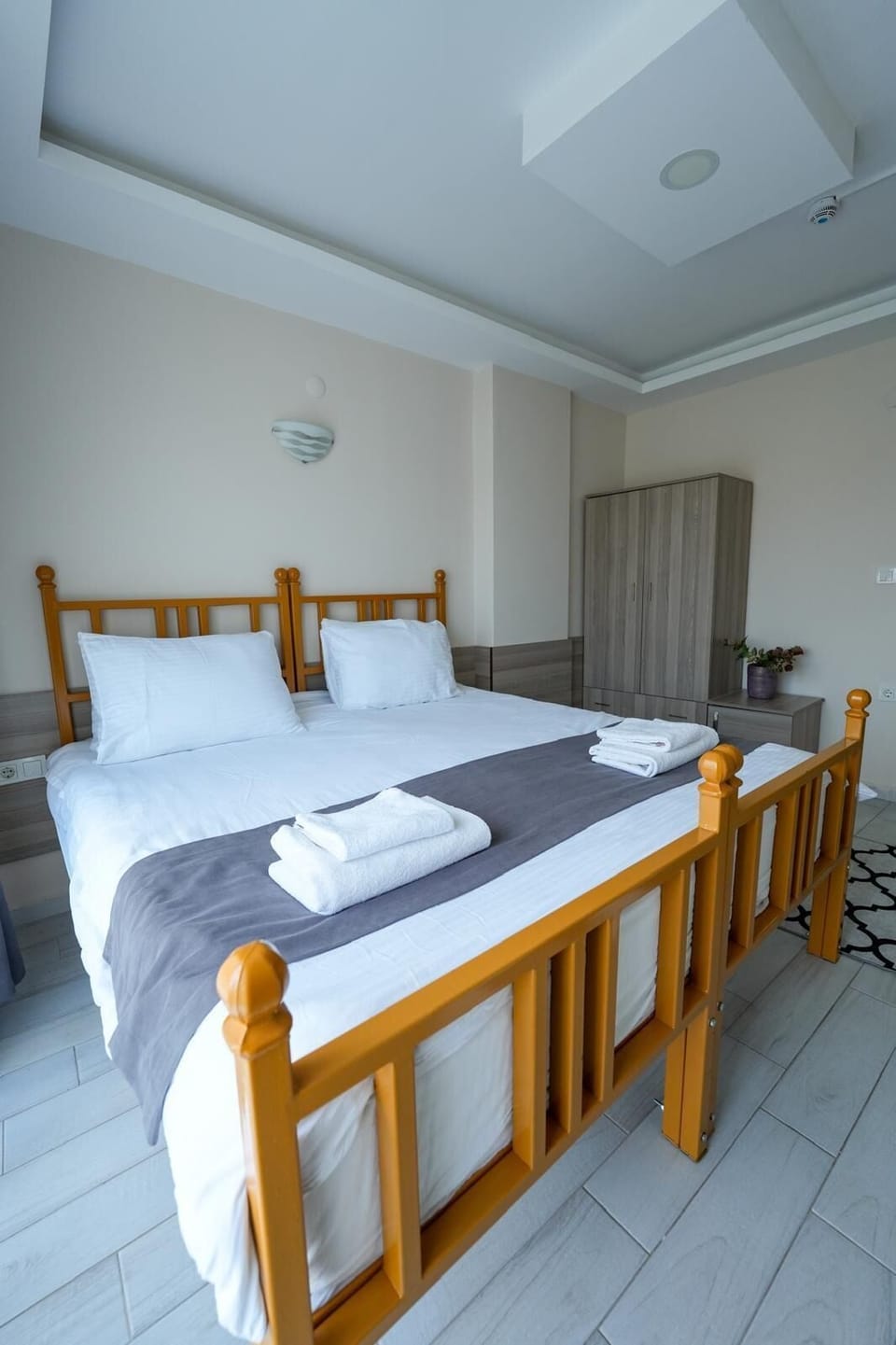 Classic Apartment | Soundproofing, WiFi